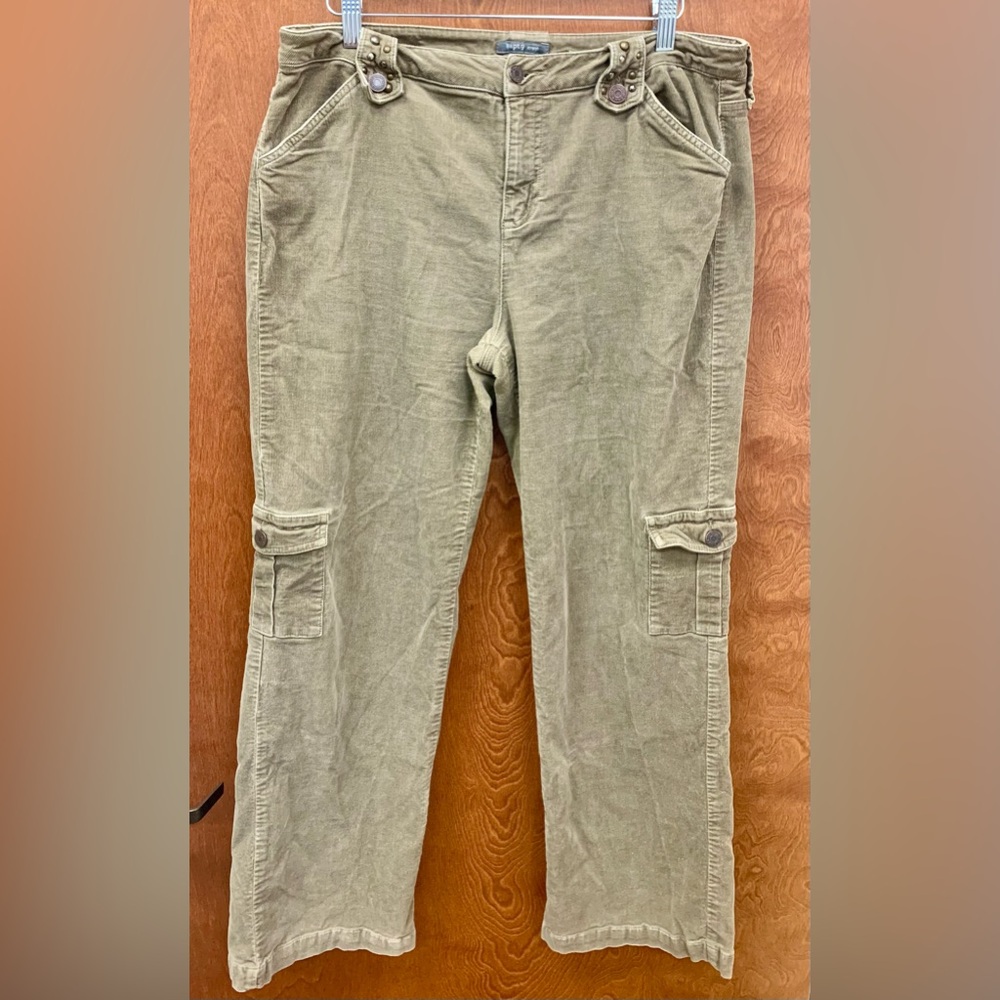 Apt. 9 Y2K corduroy pants